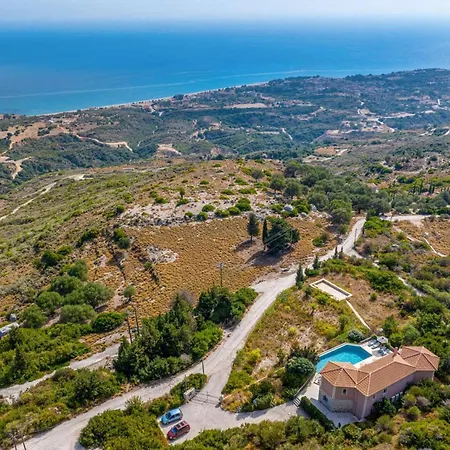 Villa Estiasi By